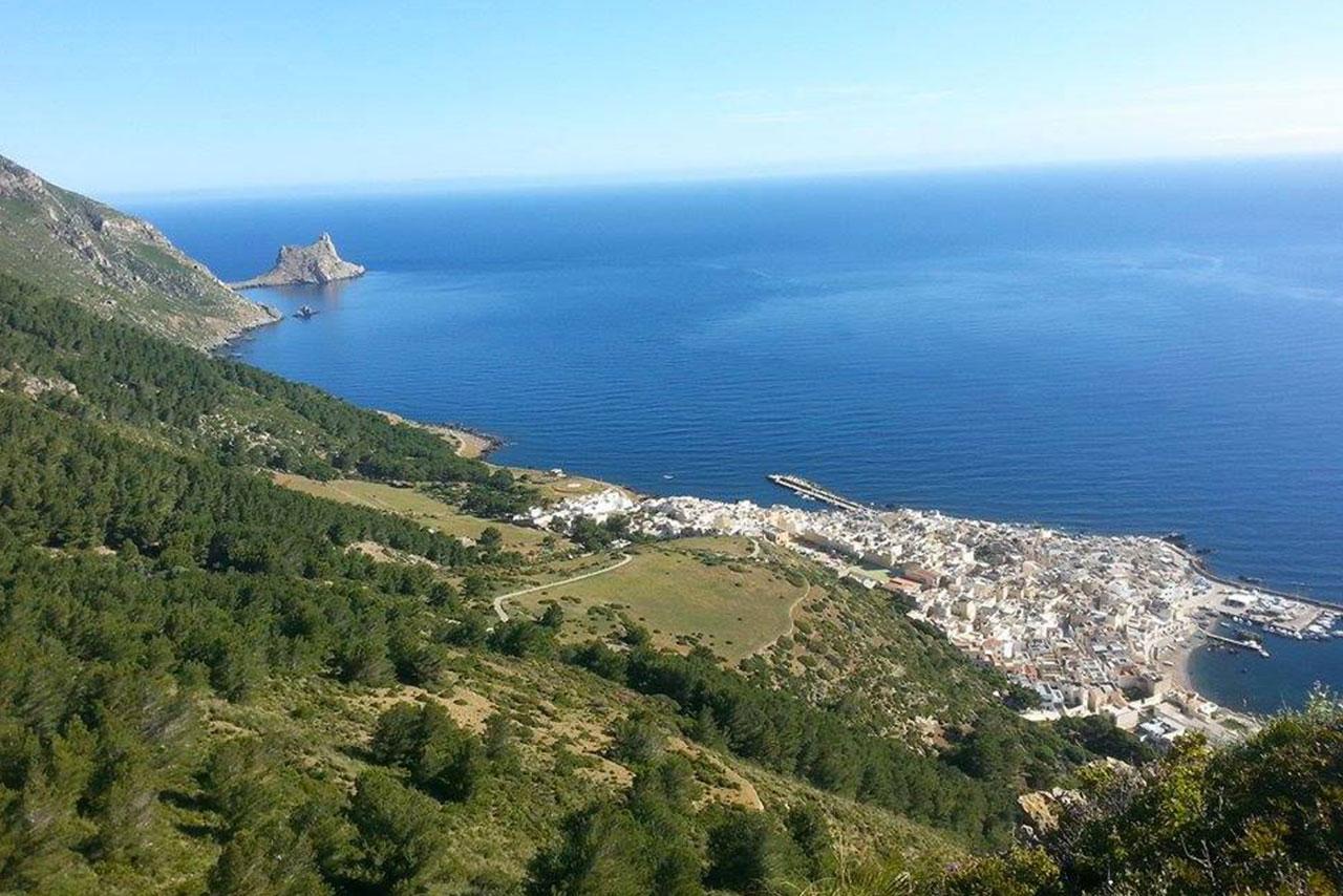 Trekking a Marettimo